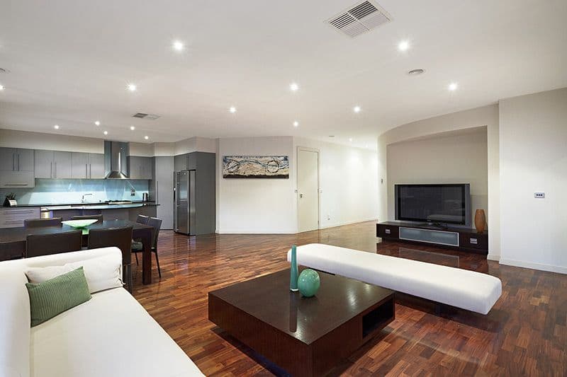 26 Elizabeth Street, OAKLEIGH EAST VIC 3166, Oakleigh East - Thumbnail 2