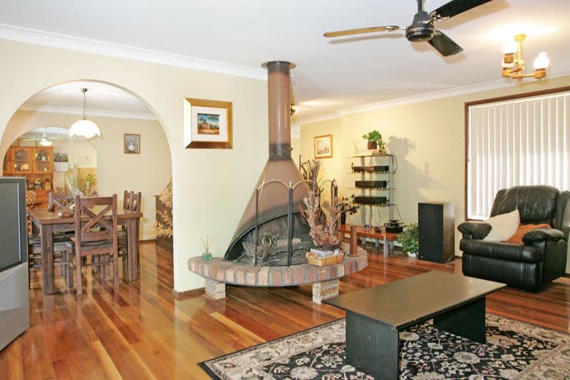 30 Belford Avenue, BATEAU BAY NSW 2261, Bateau Bay - Thumbnail 2