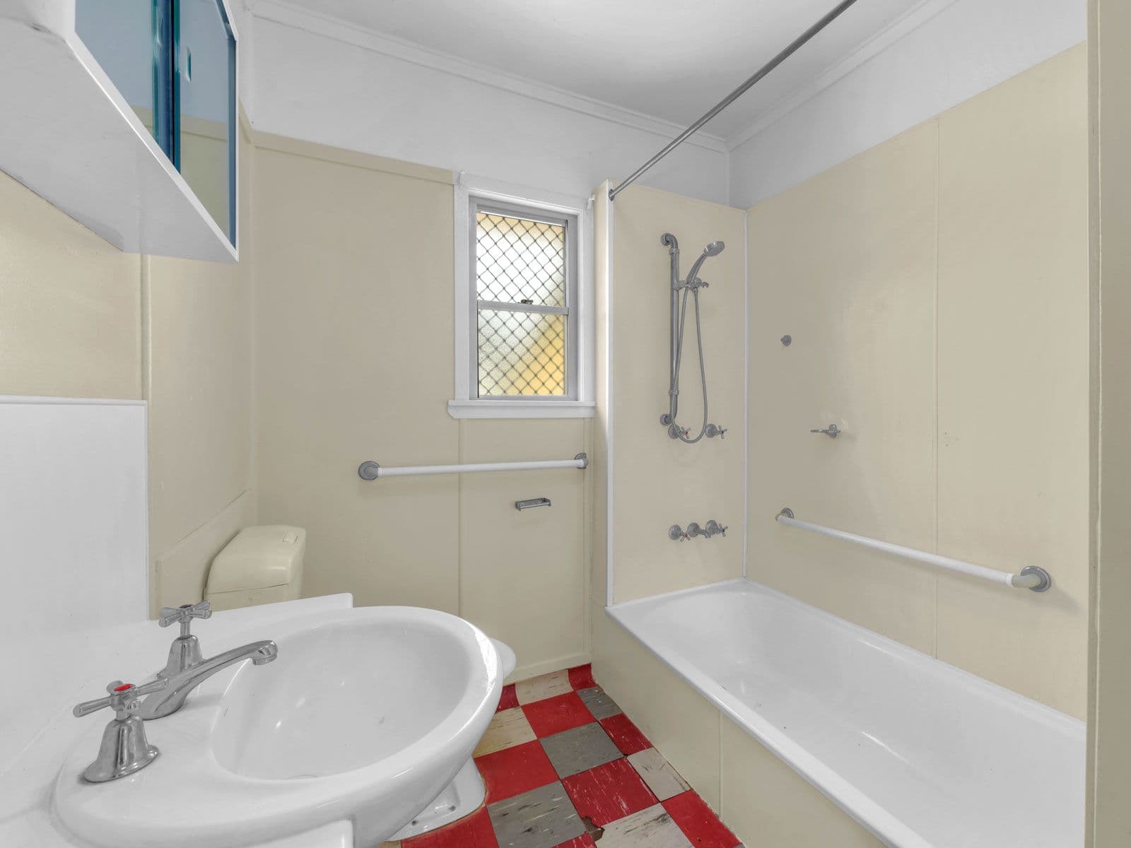 11 Floral Street, Mount Gravatt East QLD 4122, Mount Gravatt East - Thumbnail 3
