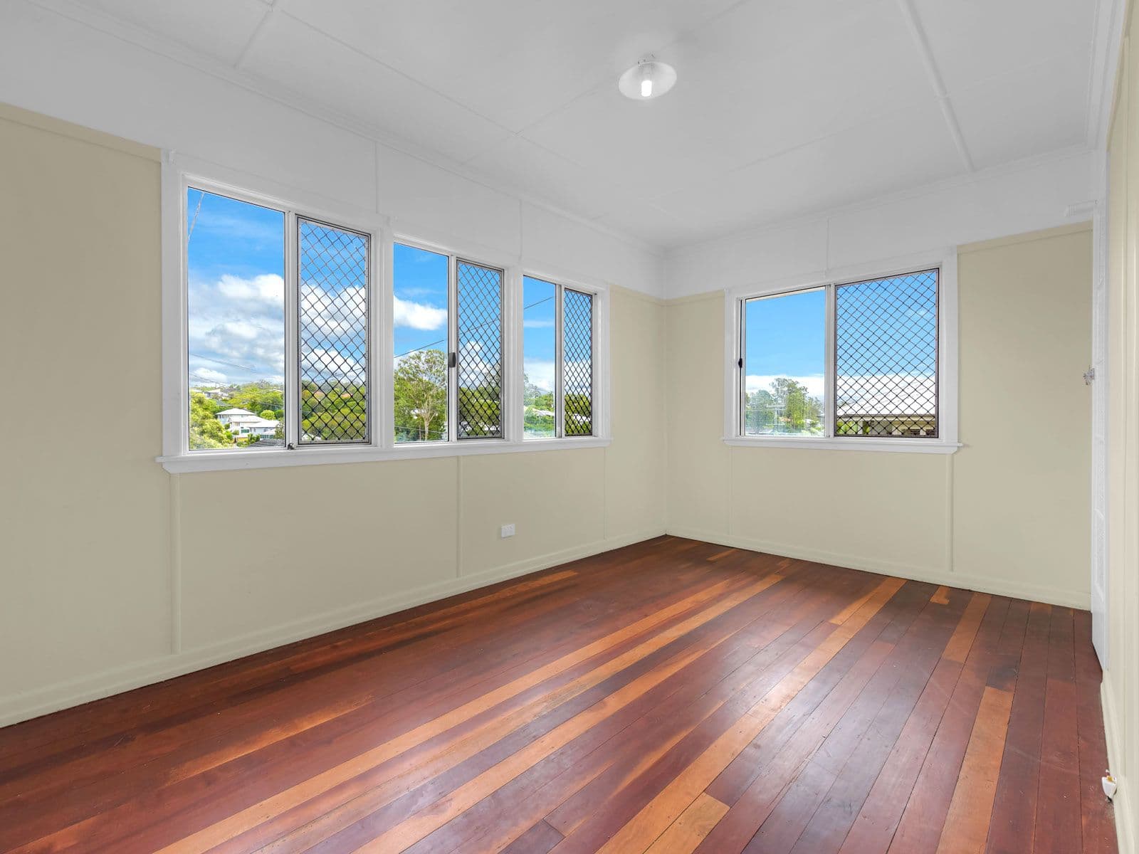 11 Floral Street, Mount Gravatt East QLD 4122, Mount Gravatt East - Thumbnail 7
