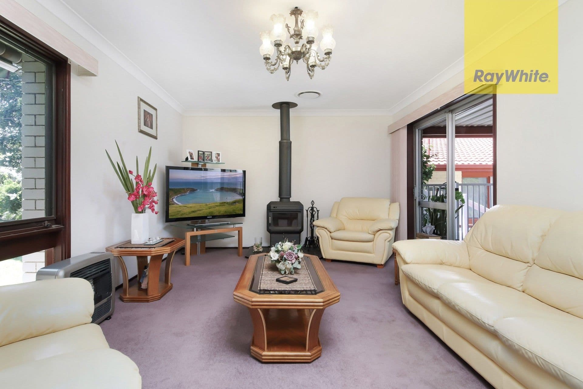 8 Ixion Street, Winston Hills - Thumbnail 4