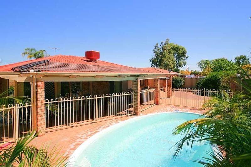 10 Kestrel Way, THORNLIE WA 6108, Thornlie - Thumbnail 3