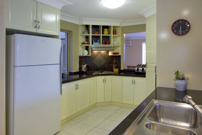 41 Sundance Way, RUNAWAY BAY QLD 4216, Runaway Bay - Thumbnail 5