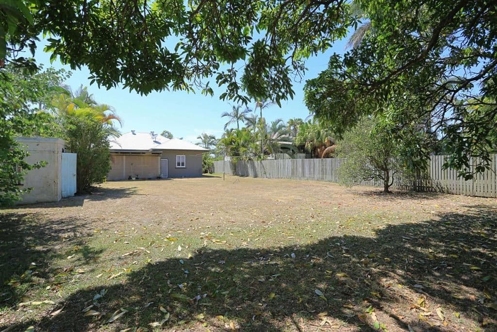 37 Skyring Street, BUNDABERG EAST QLD 4670, Bundaberg East - Thumbnail 6