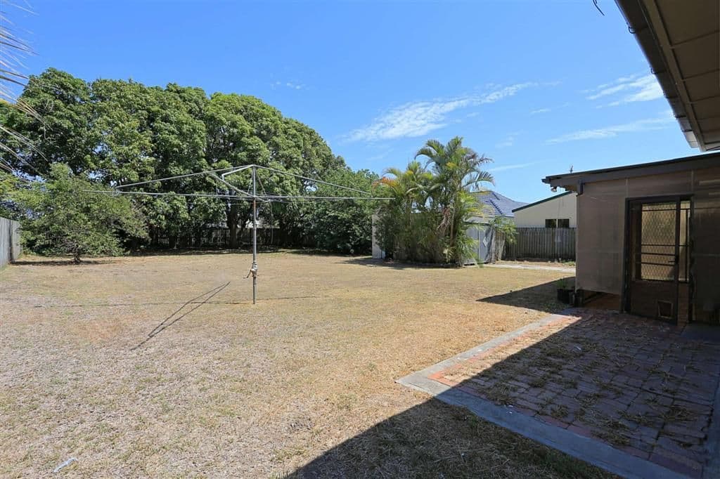 37 Skyring Street, BUNDABERG EAST QLD 4670, Bundaberg East - Thumbnail 7
