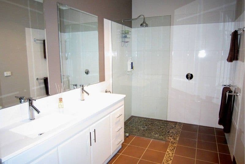 2 Lawler Court, ECHUCA VIC 3564, Echuca - Thumbnail 4
