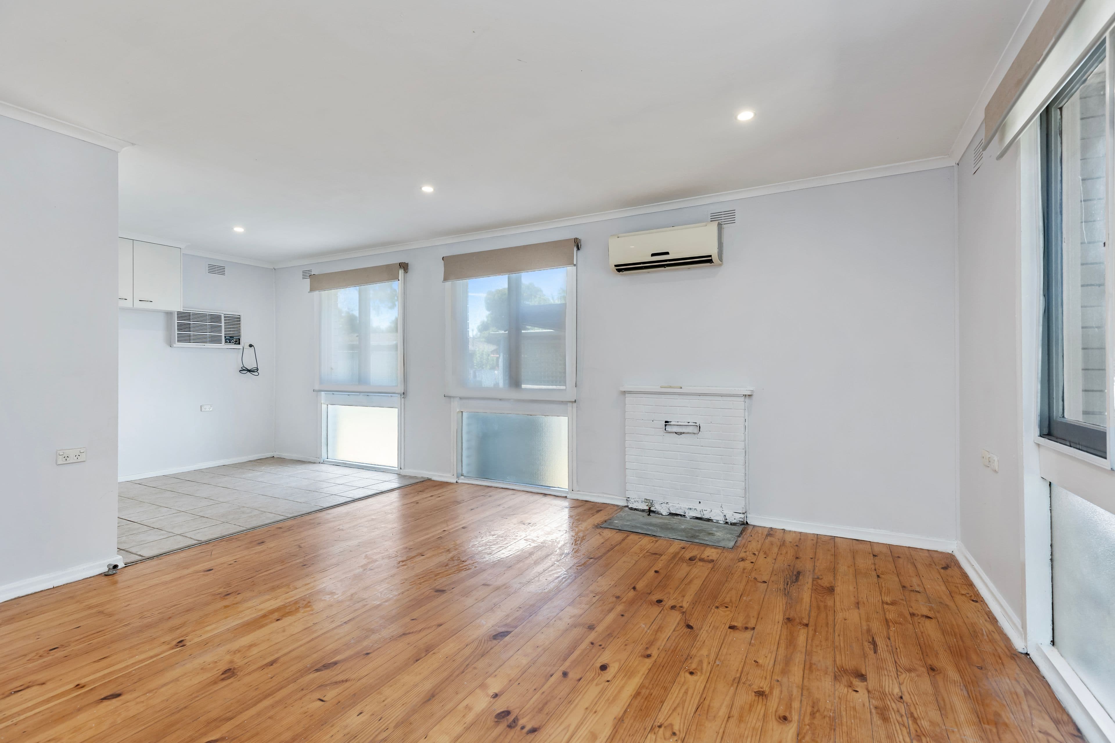 28 Chifley Crescent, Kooringal NSW 2650, Kooringal - Thumbnail 3