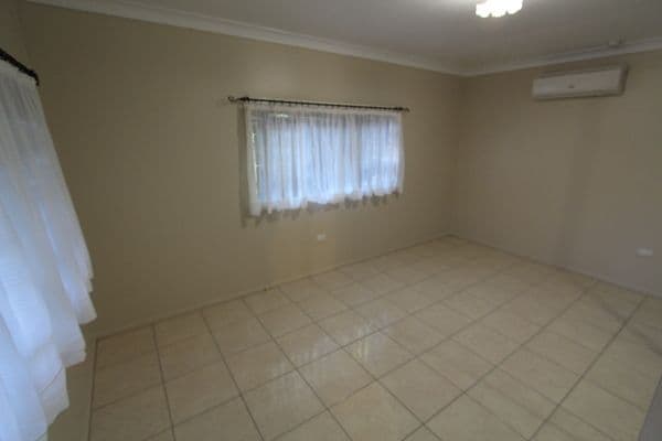 186 Galatea Street, CHARLEVILLE QLD 4470, Charleville - Thumbnail 8