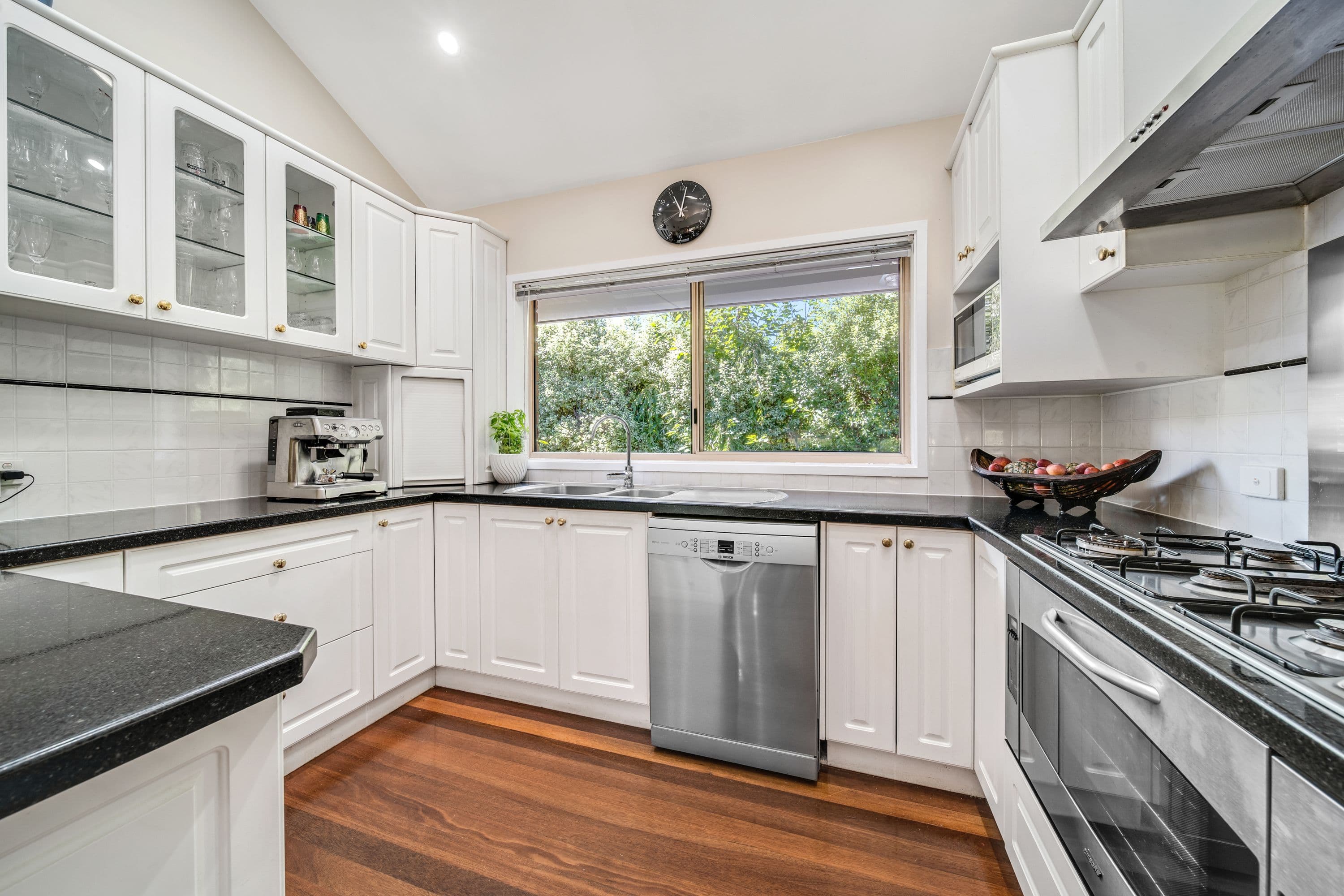 15 Flegg Crescent, Gordon ACT 2906, Gordon - Thumbnail 4