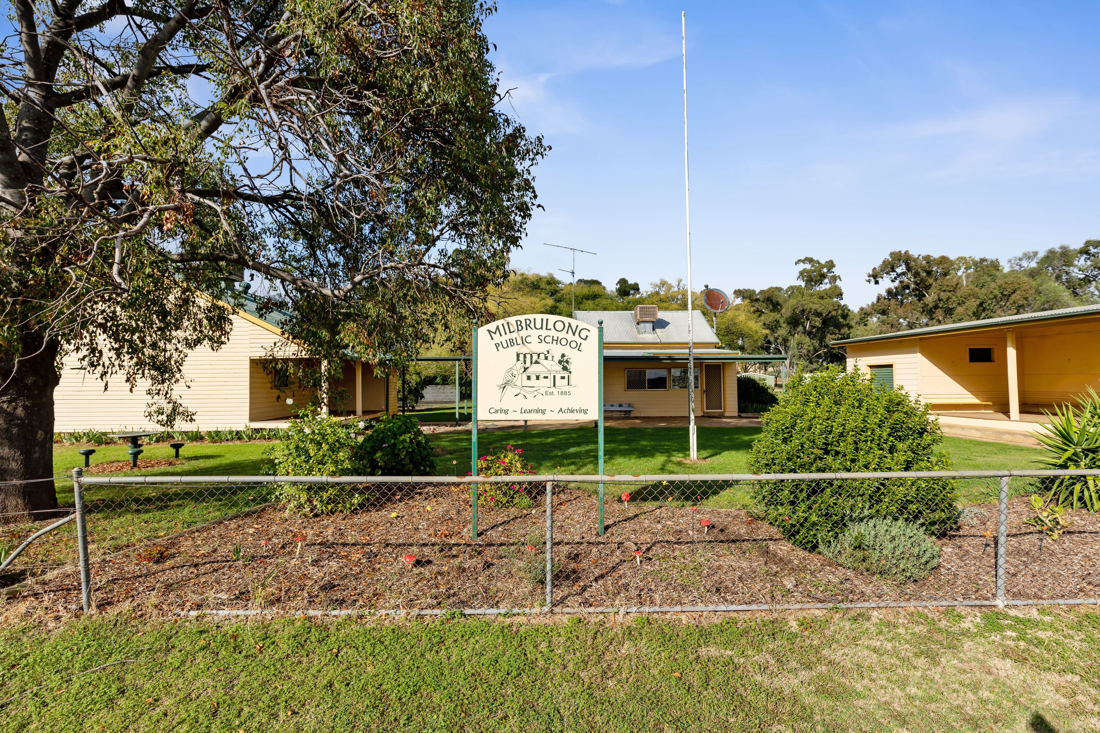 1134 Lockhart The Rock Road, Milbrulong NSW 2656, Milbrulong - Thumbnail 2
