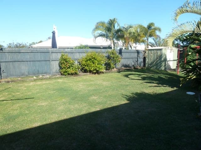 28 Marine Parade, BUCASIA QLD 4750, Bucasia - Thumbnail 5
