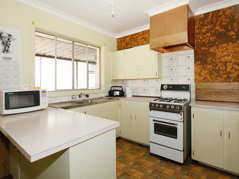6 Tay Court, GOSNELLS WA 6110, Gosnells - Thumbnail 5