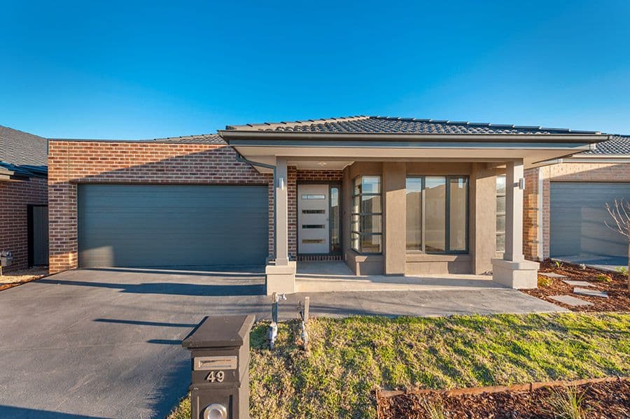 49 Peppertree Parade, Craigieburn VIC 3064, Craigieburn - Image 1