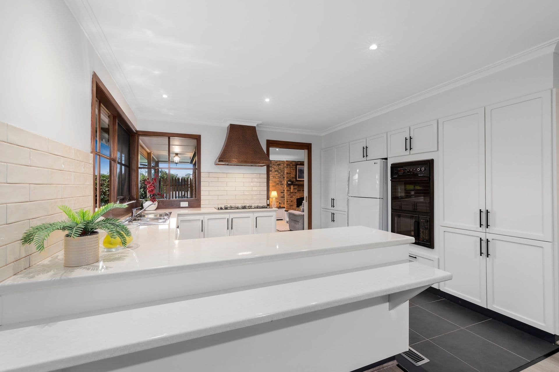 210 Main Hurstbridge Road, Diamond Creek VIC 3089, Diamond Creek - Thumbnail 3