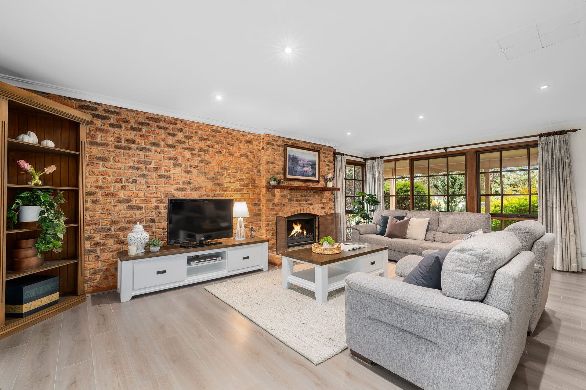 210 Main Hurstbridge Road, Diamond Creek VIC 3089, Diamond Creek - Thumbnail 5
