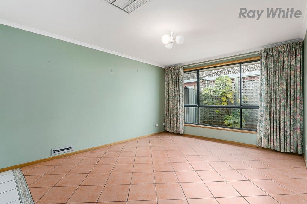 18 Pimelea Street, Sunbury - Thumbnail 7