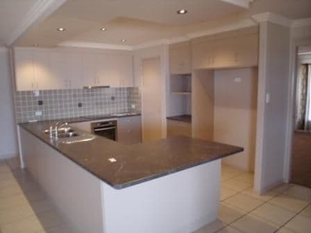 35 Hillview Parade, Kingaroy QLD 4610, Kingaroy - Thumbnail 2