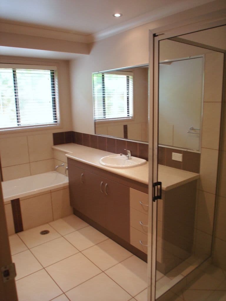 35 Hillview Parade, Kingaroy QLD 4610, Kingaroy - Thumbnail 5