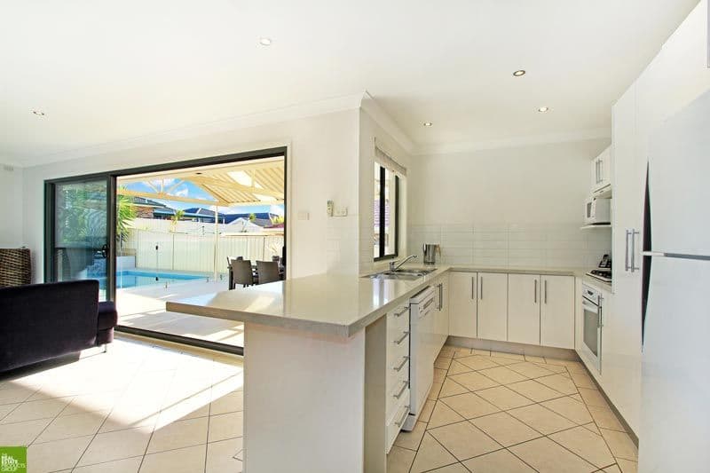 10 Tuggerah Circuit, FLINDERS NSW 2529, Flinders - Thumbnail 2