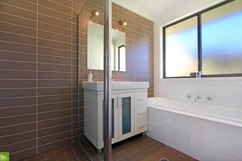 10 Tuggerah Circuit, FLINDERS NSW 2529, Flinders - Thumbnail 4