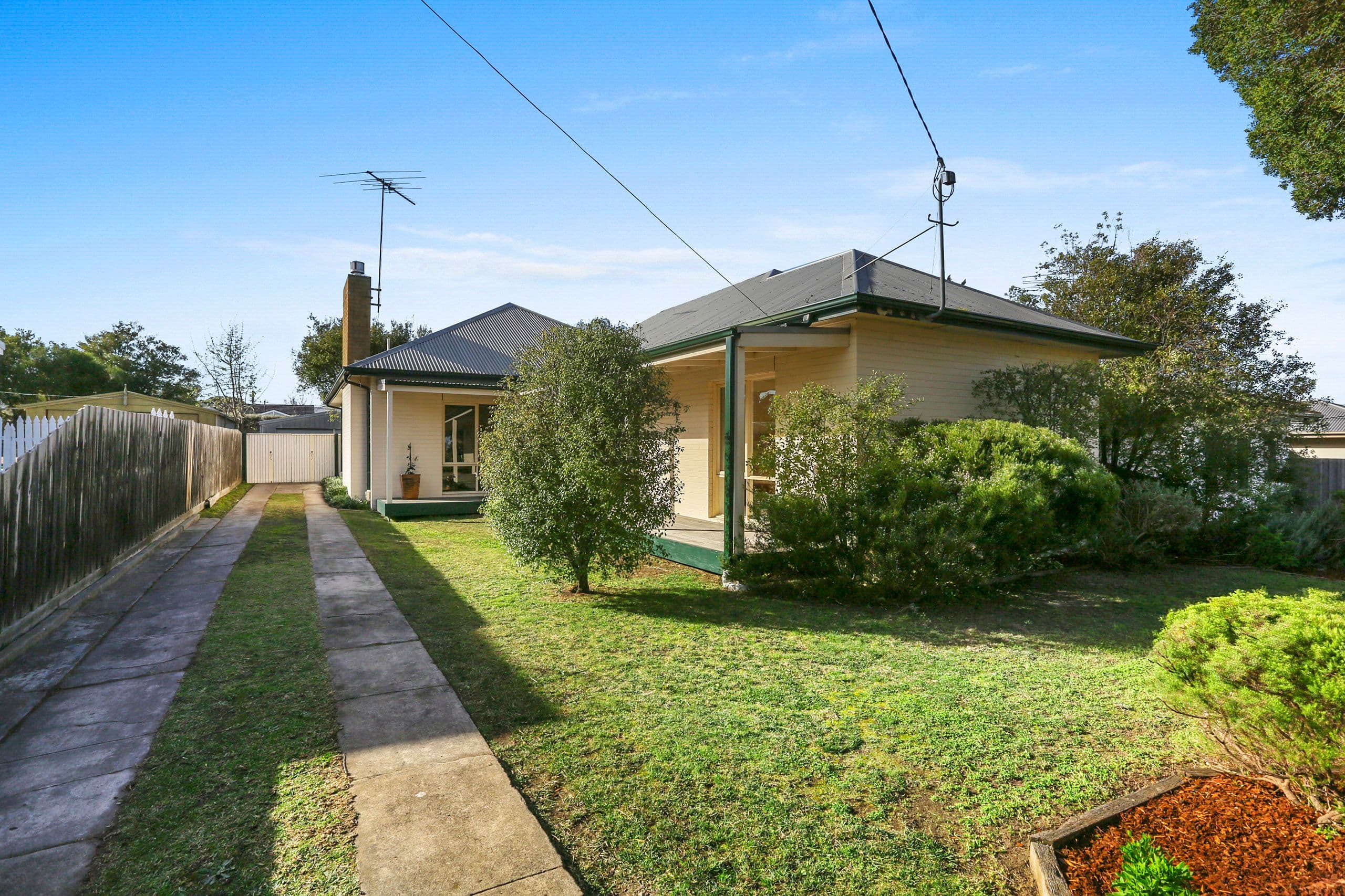 9 Carr Street, Belmont VIC 3216, Belmont - Image 1