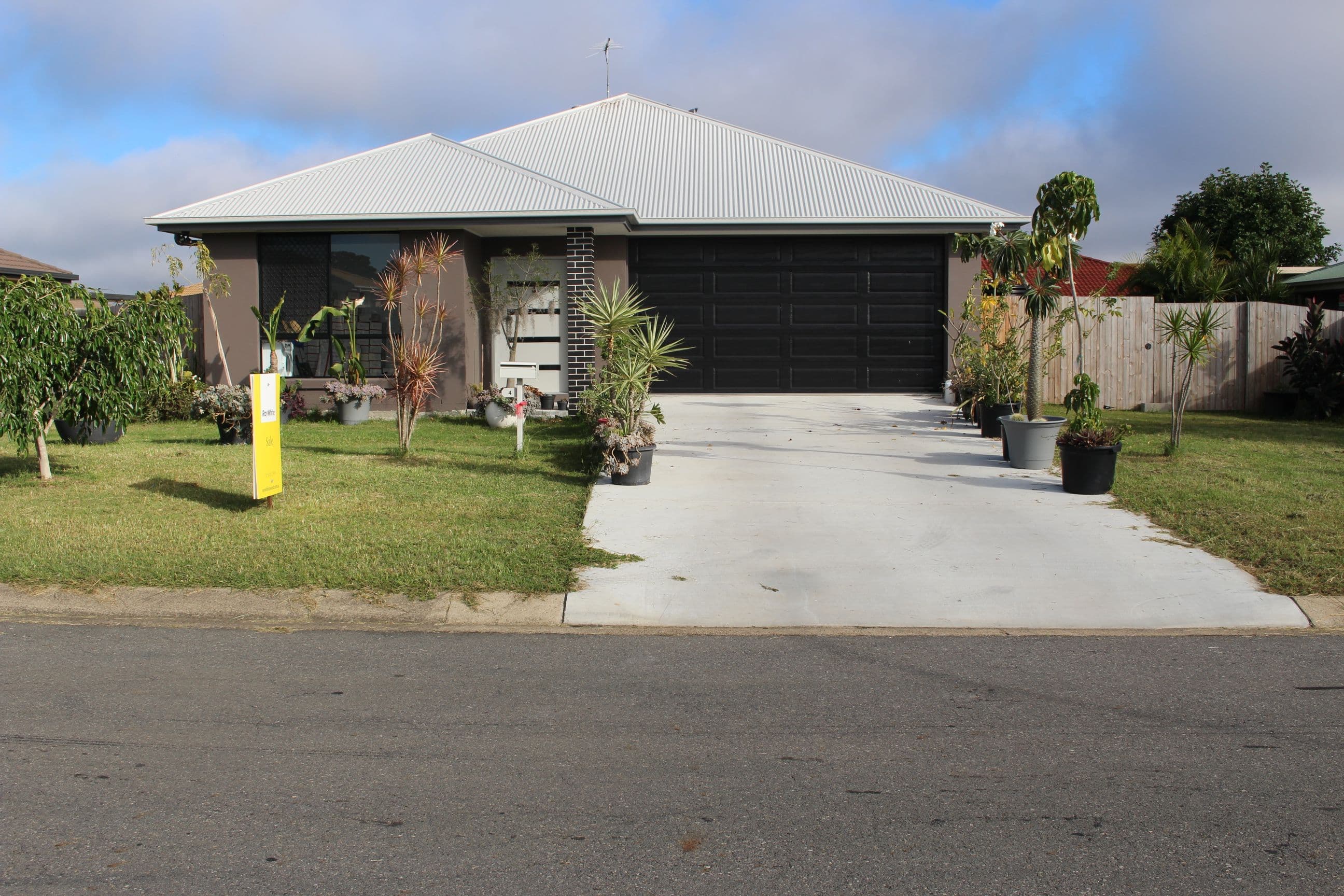 4 McInnes Street, Lowood QLD 4311, Lowood - Image 1