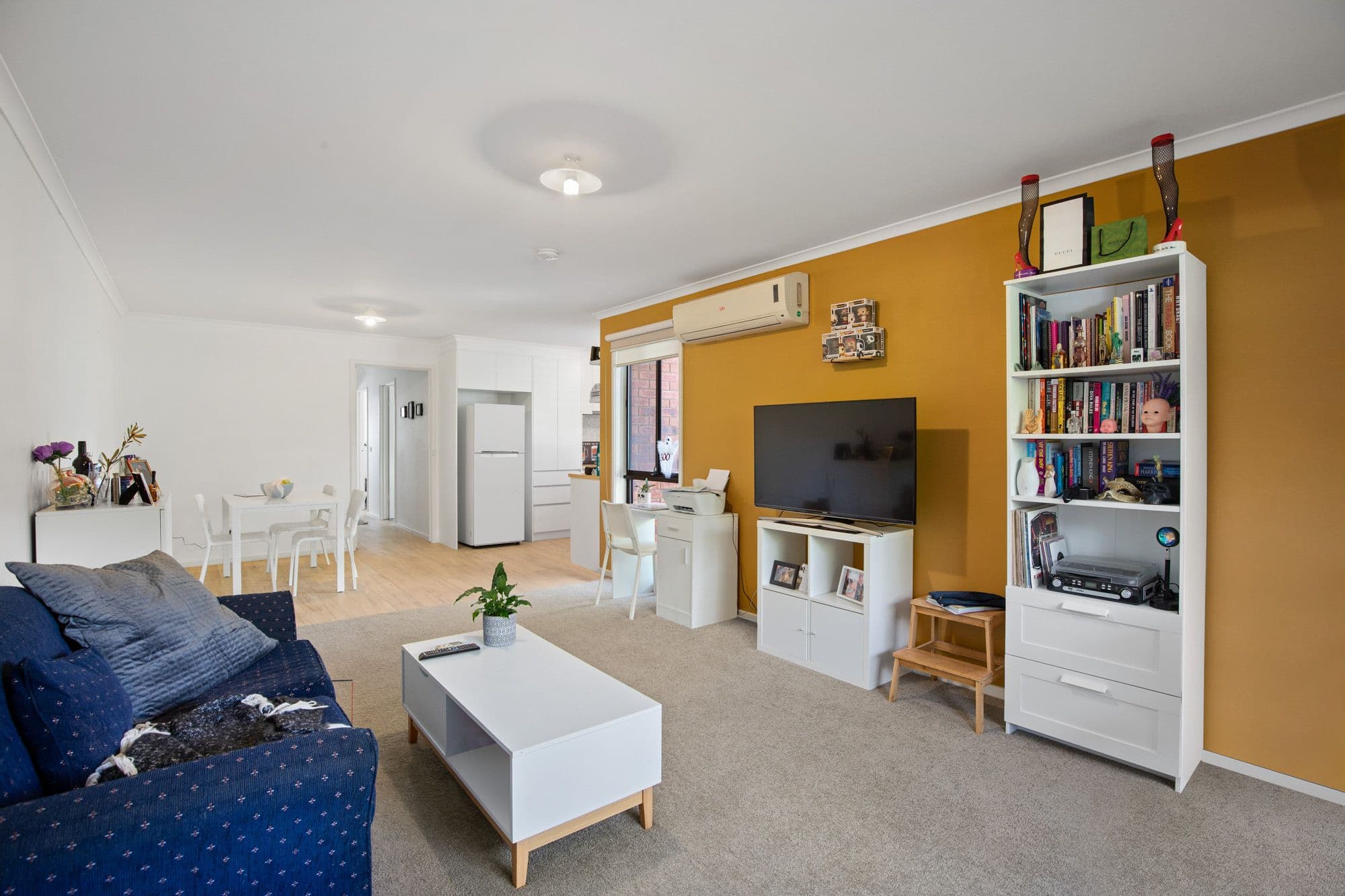 56 Russell Street, Werribee VIC 3030, Werribee - Thumbnail 2