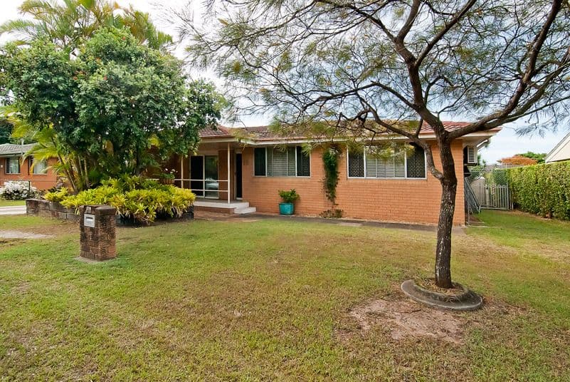 16 Rhonda Street, ROCHEDALE SOUTH QLD 4123, Rochedale South - Thumbnail 3