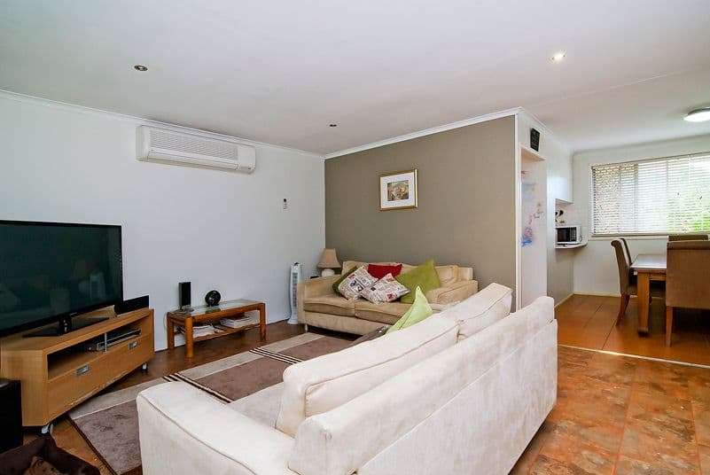 16 Rhonda Street, ROCHEDALE SOUTH QLD 4123, Rochedale South - Thumbnail 7