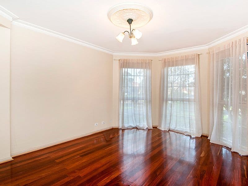 35 Island Place, MILL PARK VIC 3082, Mill Park - Thumbnail 3