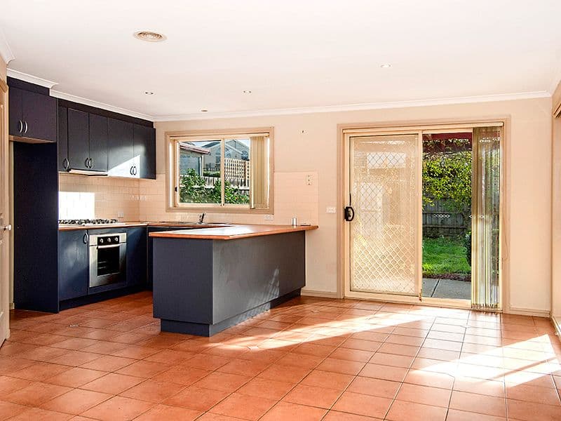 35 Island Place, MILL PARK VIC 3082, Mill Park - Thumbnail 5