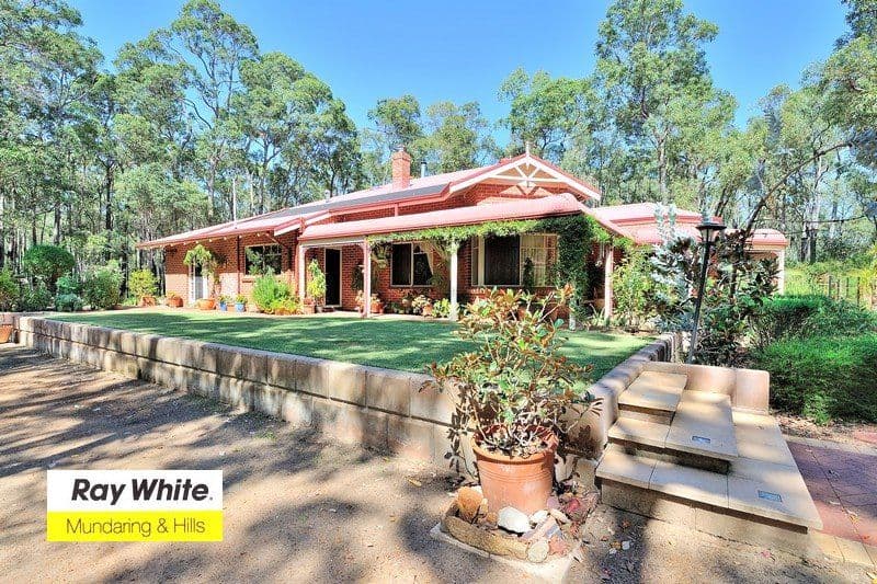 4 Jindalee Place, Stoneville WA 6081, Stoneville - Image 1