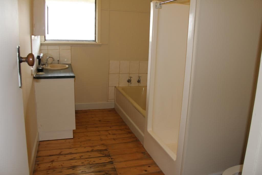 226 High Street, HEATHCOTE VIC 3523, Heathcote - Thumbnail 6