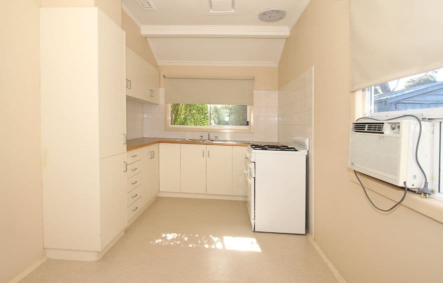 8 Wordsworth Avenue, HEIDELBERG HEIGHTS VIC 3081, Heidelberg Heights - Thumbnail 6