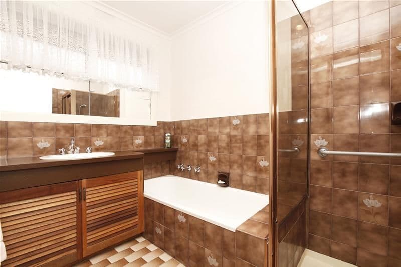 44 Windsor Crescent, BUNDOORA VIC 3083, Bundoora - Thumbnail 5