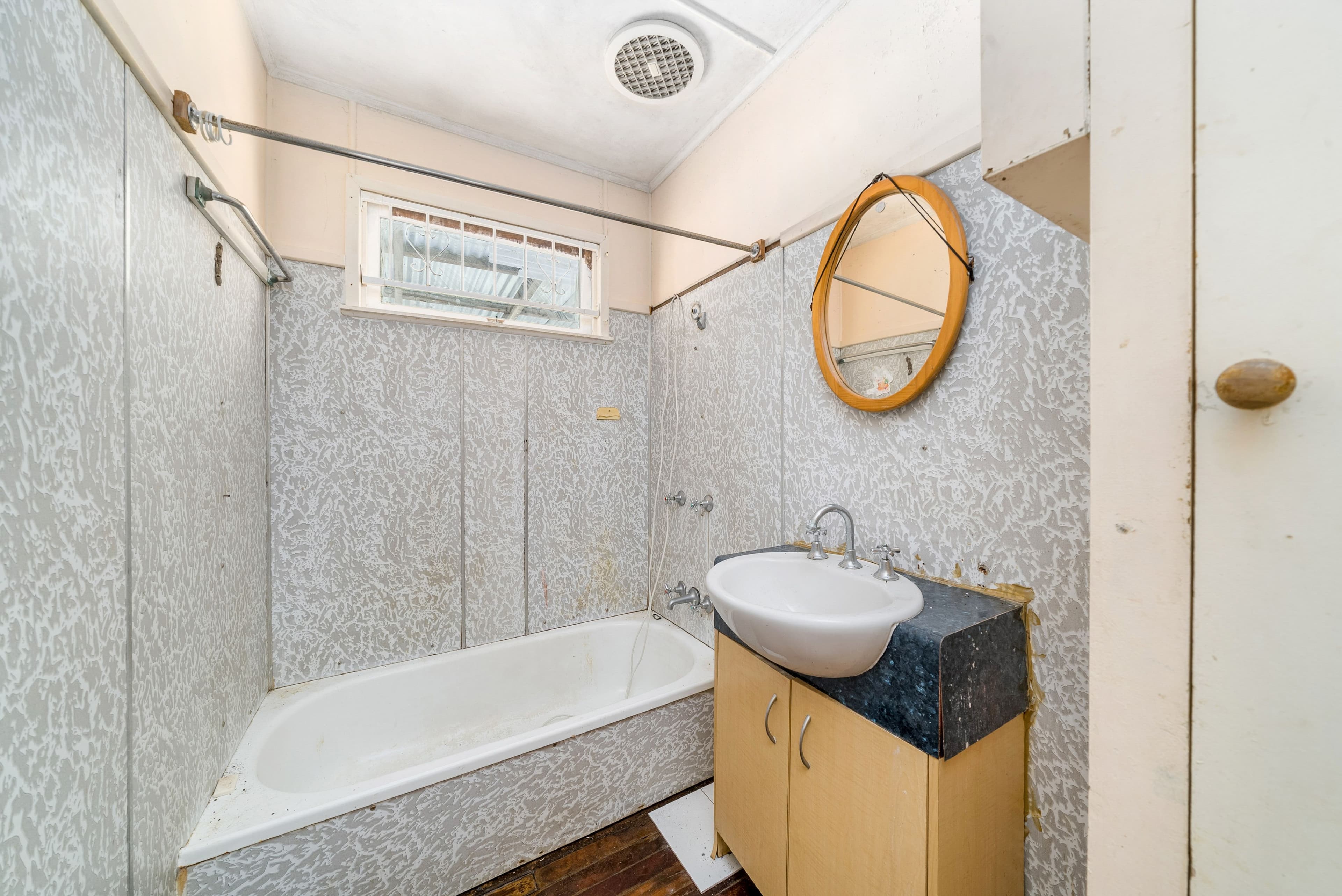 19 Savannah Street, Redcliffe QLD 4020, Redcliffe - Thumbnail 7