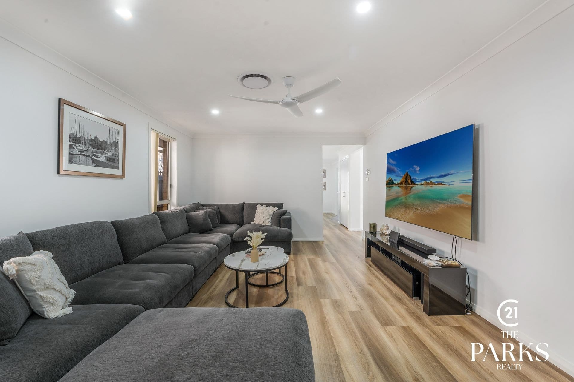 24 Mcintyre Circuit, Middleton Grange, NSW, 2171, Middleton Grange - Thumbnail 2