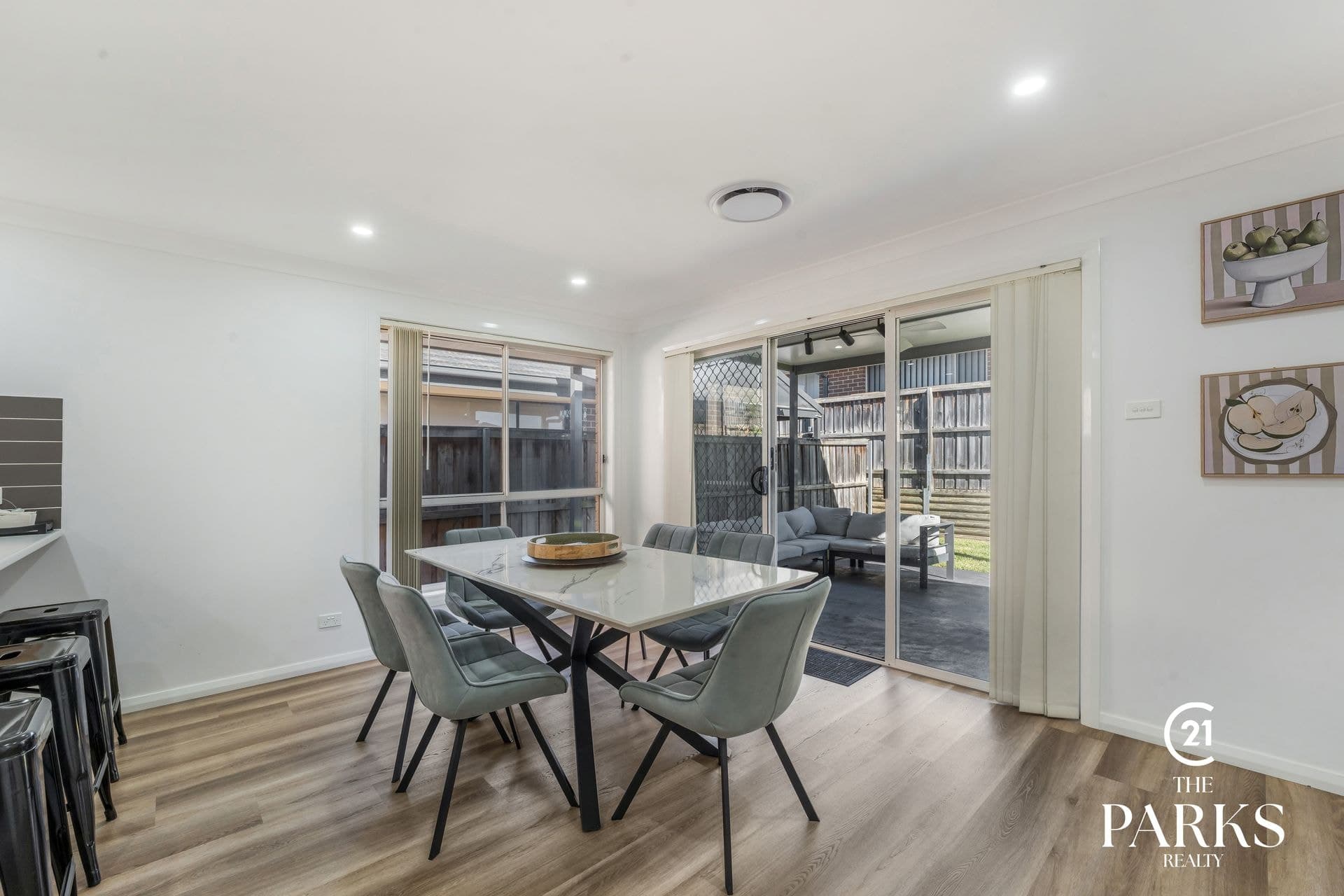 24 Mcintyre Circuit, Middleton Grange, NSW, 2171, Middleton Grange - Thumbnail 4