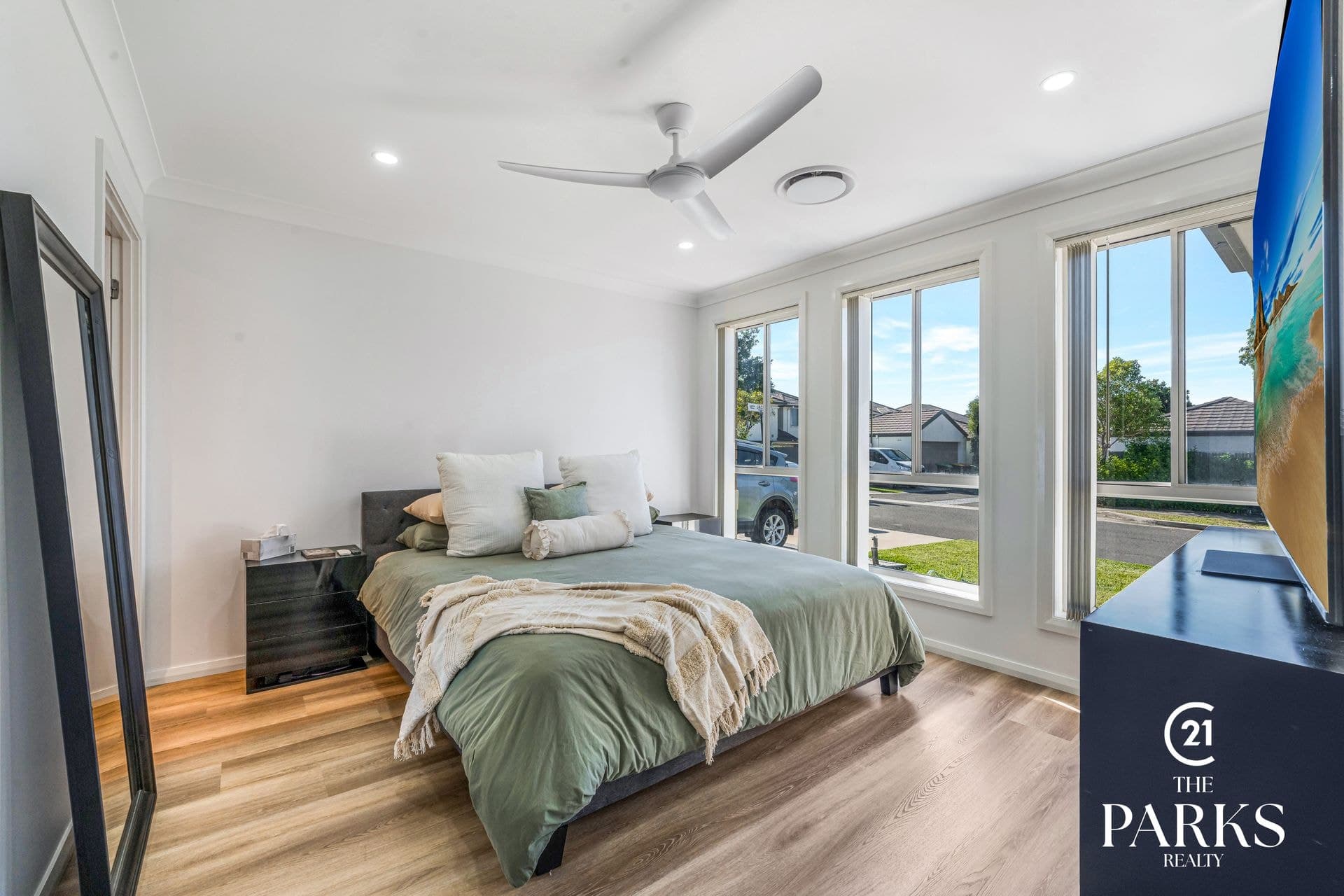 24 Mcintyre Circuit, Middleton Grange, NSW, 2171, Middleton Grange - Thumbnail 5