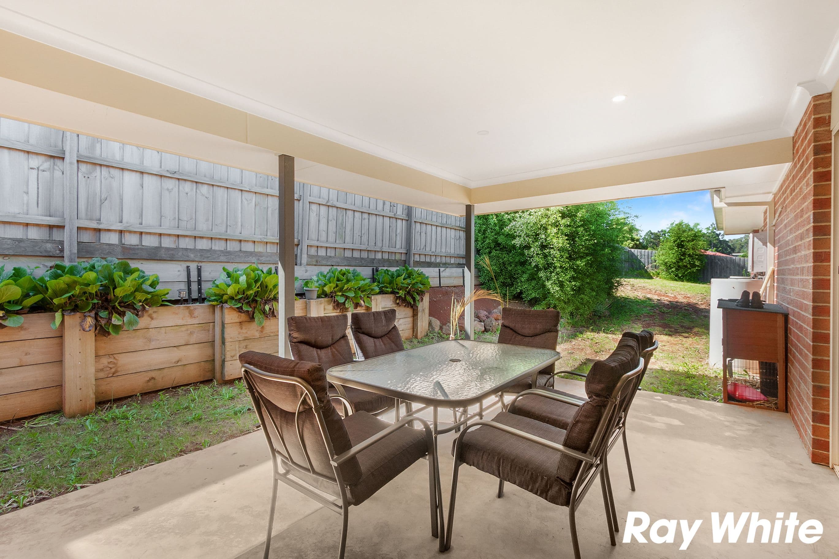 25 Shae Crescent, Drouin VIC 3818, Drouin - Thumbnail 3