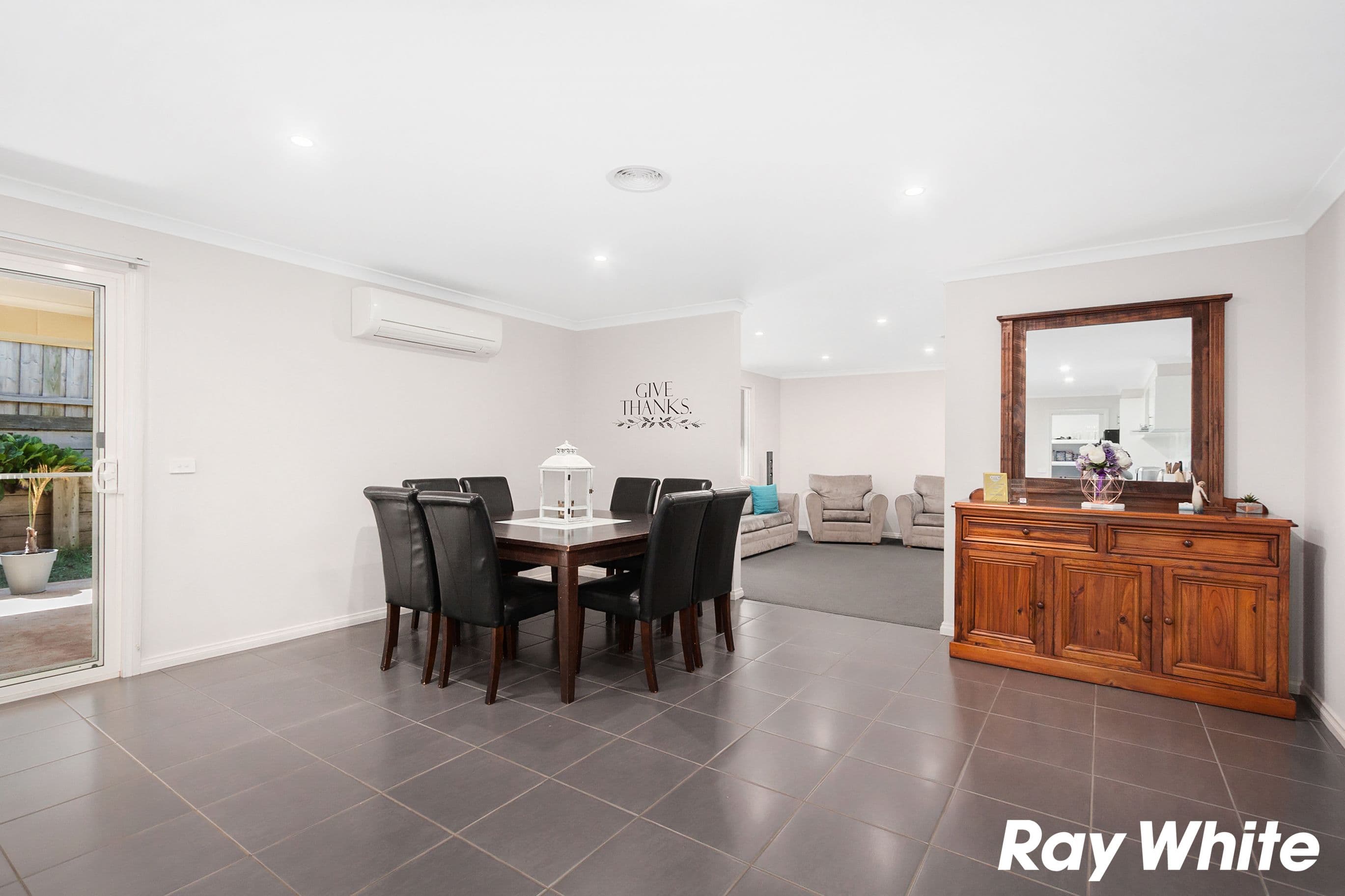 25 Shae Crescent, Drouin VIC 3818, Drouin - Thumbnail 5