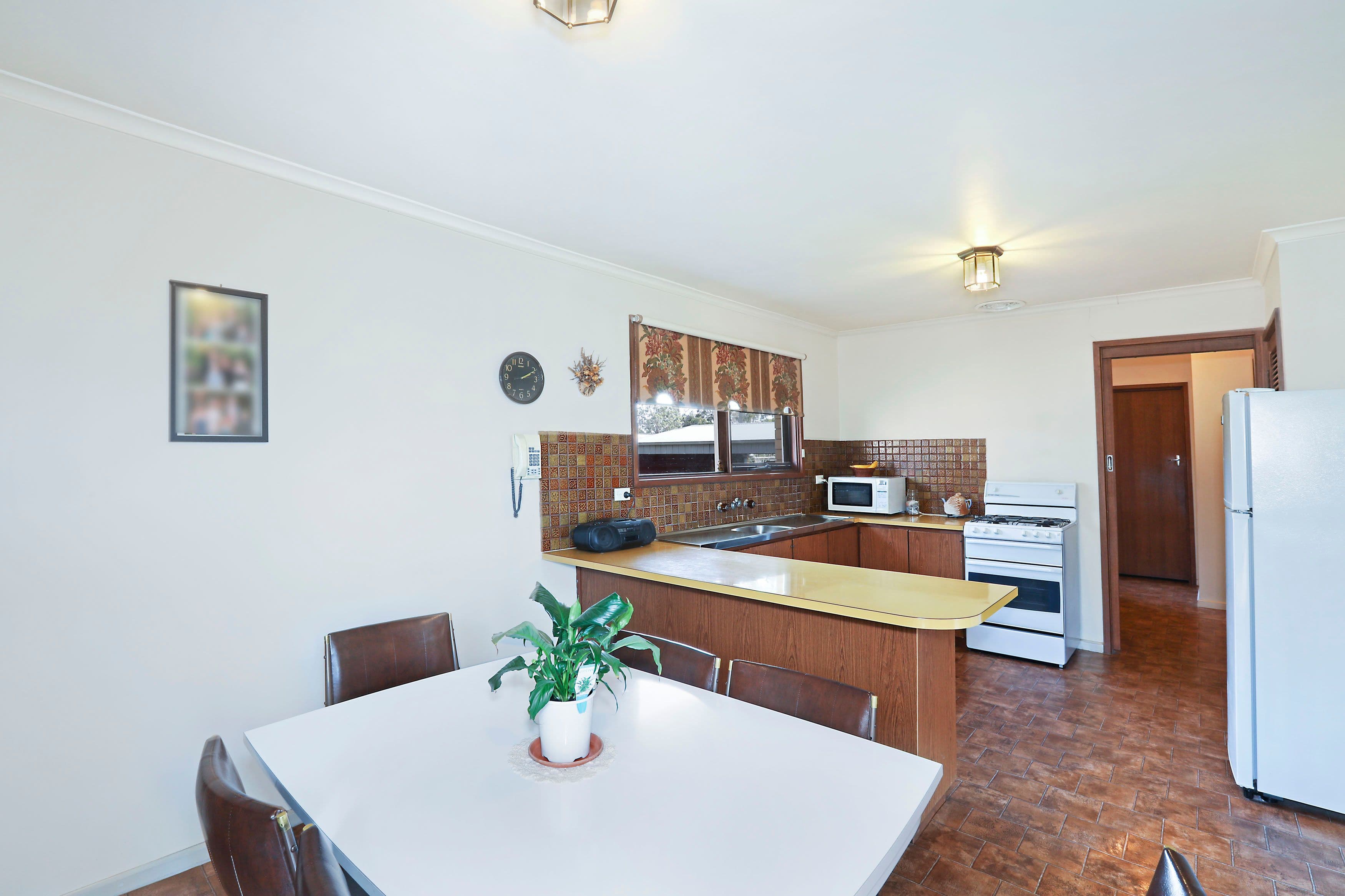 11 Kidman Avenue, Belmont VIC 3216, Belmont - Thumbnail 4