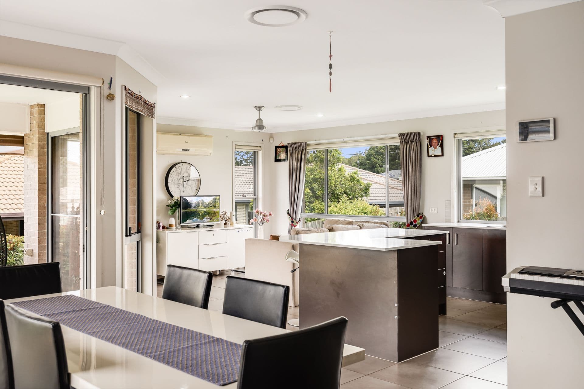 16 Furness Court, Kearneys Spring QLD 4350, Kearneys Spring - Thumbnail 2