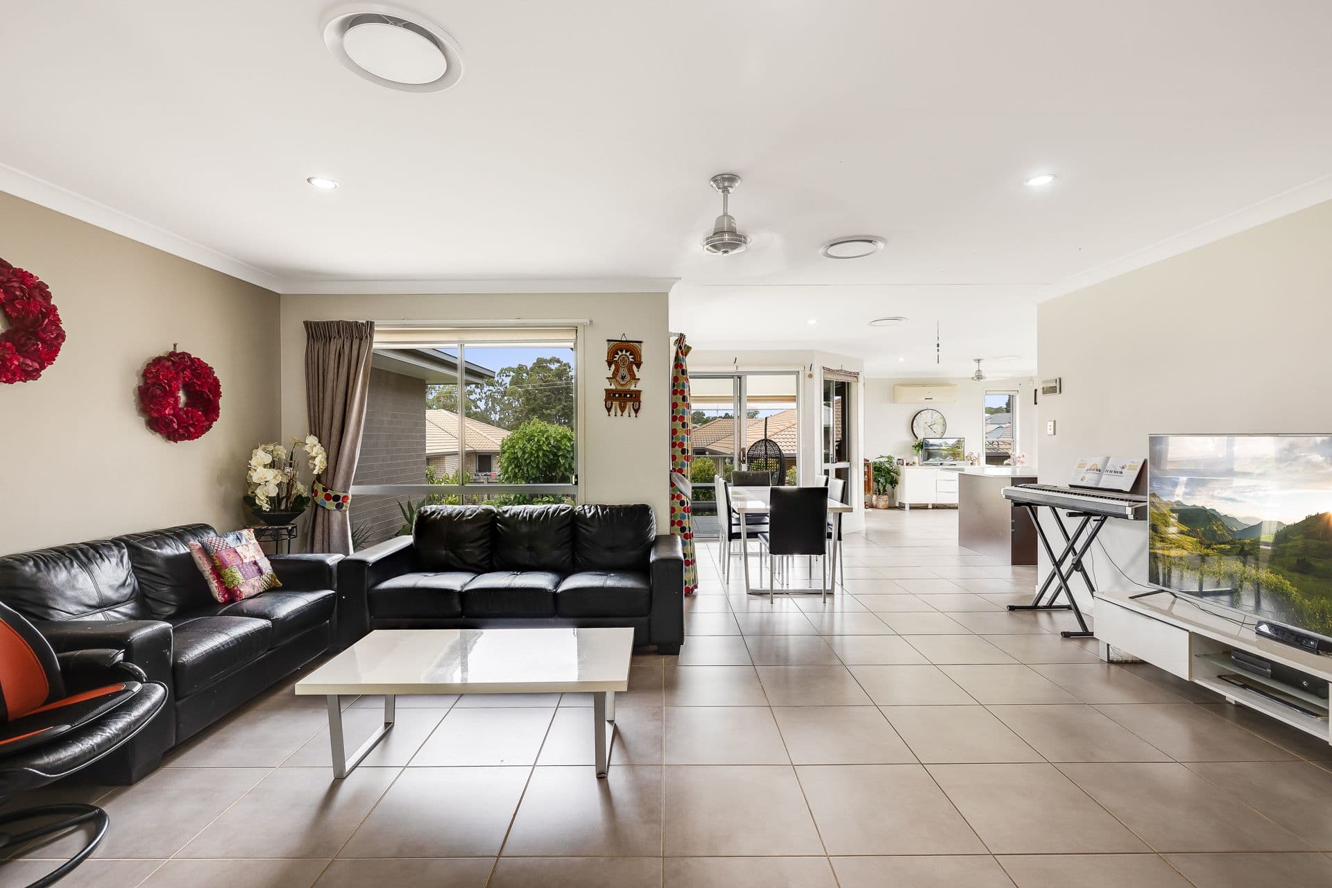 16 Furness Court, Kearneys Spring QLD 4350, Kearneys Spring - Thumbnail 3