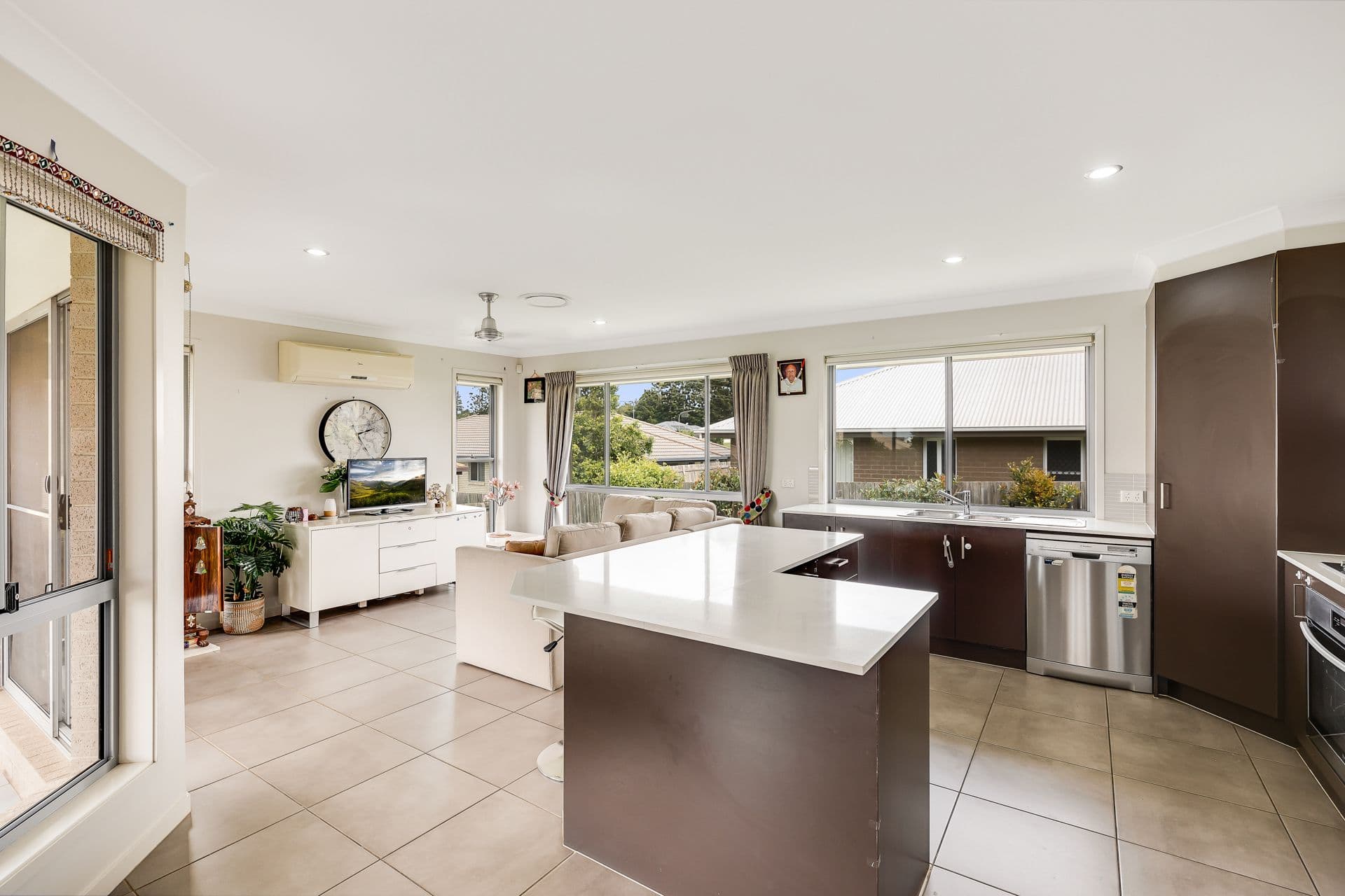 16 Furness Court, Kearneys Spring QLD 4350, Kearneys Spring - Thumbnail 5