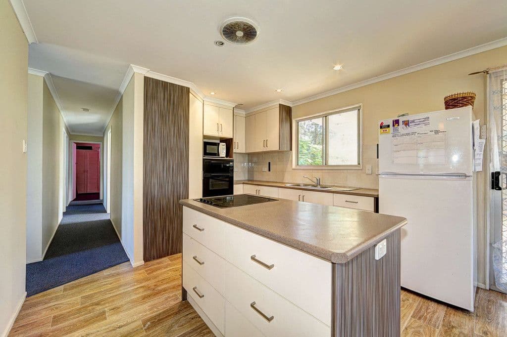 17 Von Deest Street, KENSINGTON QLD 4670, Kensington - Thumbnail 2