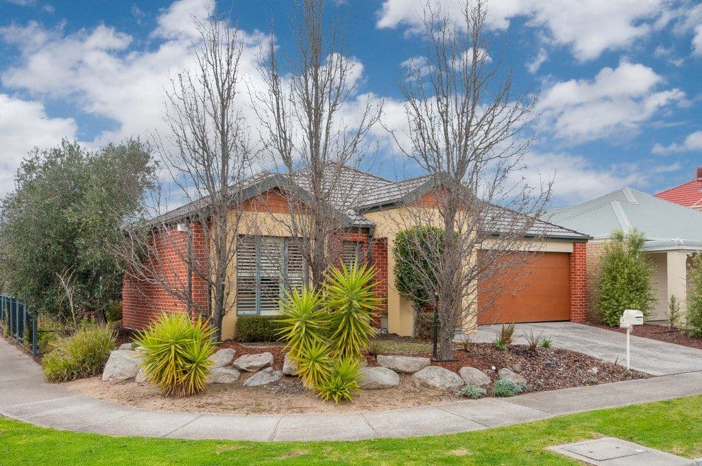 8 Parramatta Walk, CRAIGIEBURN VIC 3064, Craigieburn - Image 1