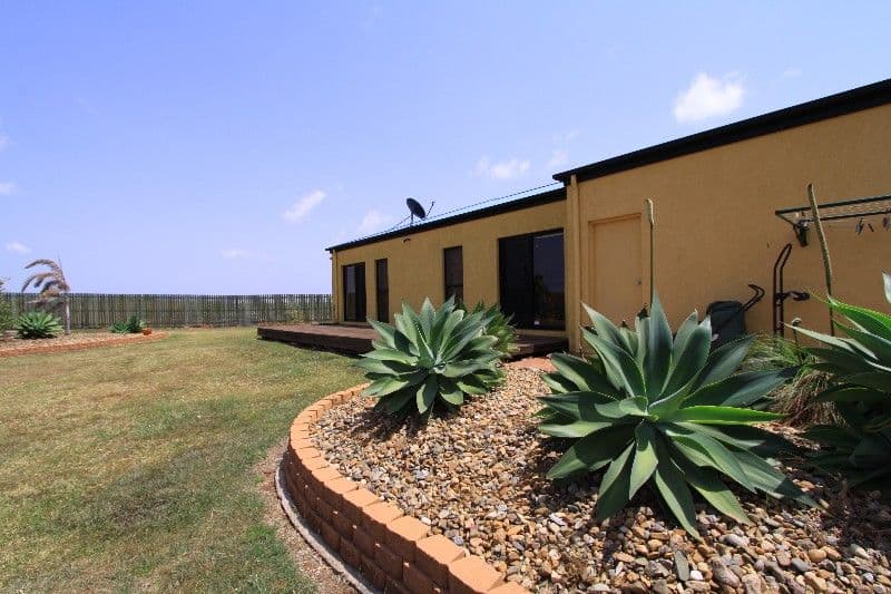 52 Maike Street, KALKIE QLD 4670, Kalkie - Thumbnail 3