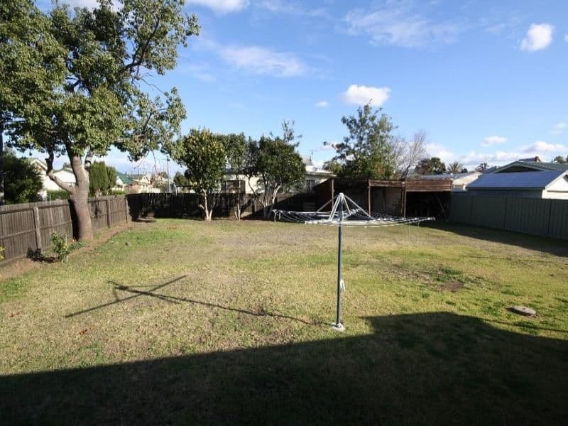 24 Wood Street, WARWICK QLD 4370, Warwick - Thumbnail 6