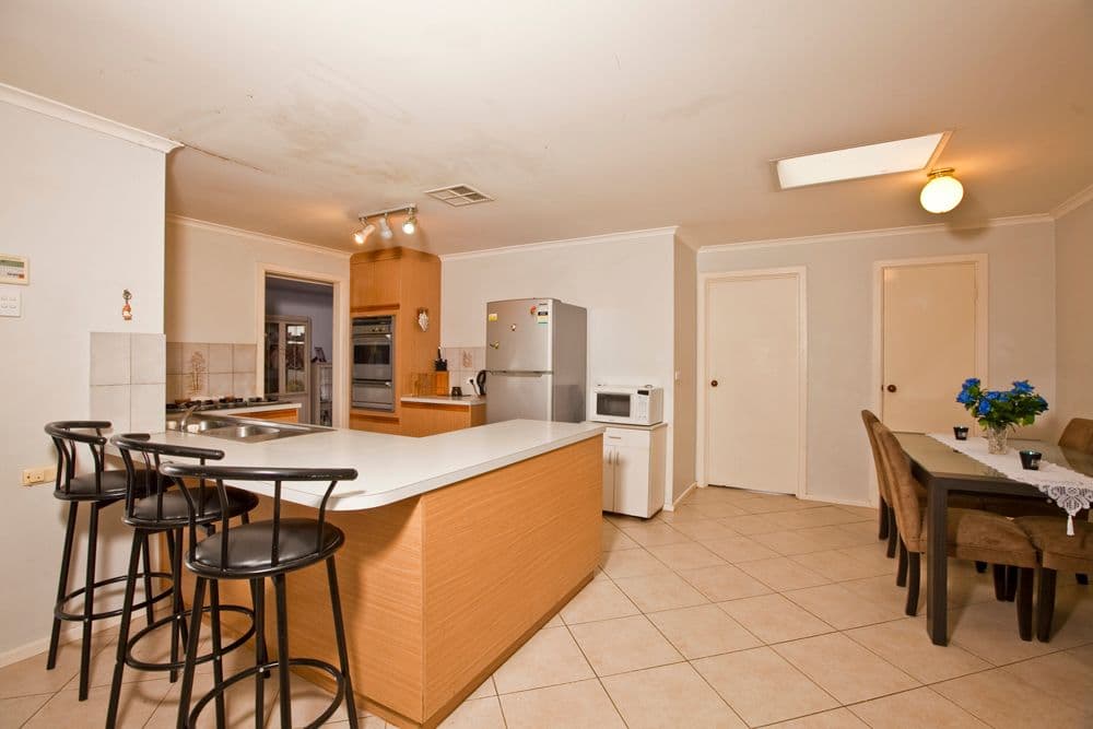 11 Kyre Street, ABERFOYLE PARK SA 5159, Aberfoyle Park - Thumbnail 2